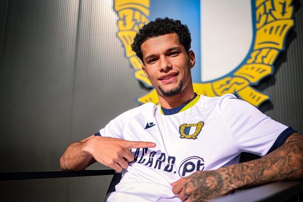 Ian Custódio, jogador do Amarante FC